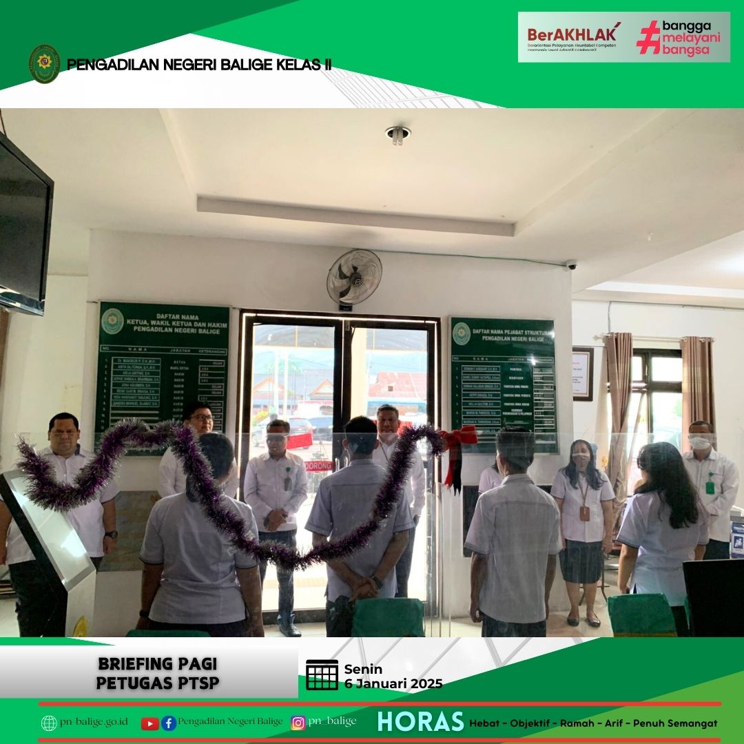 BRIEFING PAGI PETUGAS PTSP BRIEFING PAGI PETUGAS PTSP