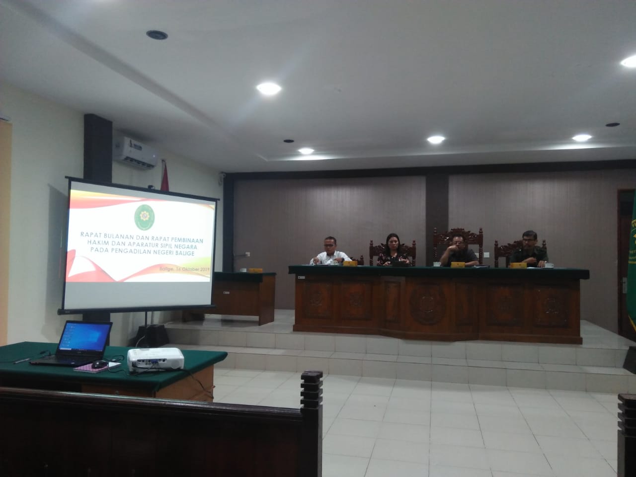 Rapat Bulanan Pengadilan Negeri Balige Bulan OktoberTahun 2019 Rapat Bulanan Pengadilan Negeri Balige Bulan OktoberTahun 2019